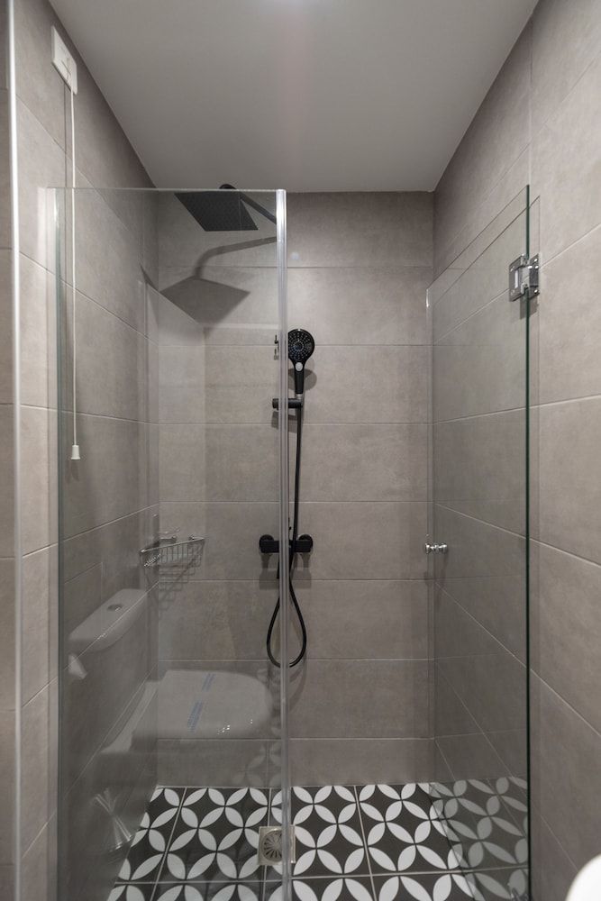 Athens Market Portrait Market Twin Room with Balcony 6