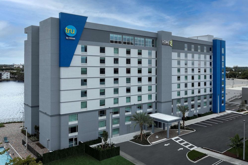 undefined TRU by Hilton Miami Airport South Blue Lagoon, FL 7