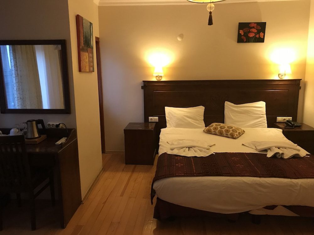 Deluxe Double or Twin Room, Balcony