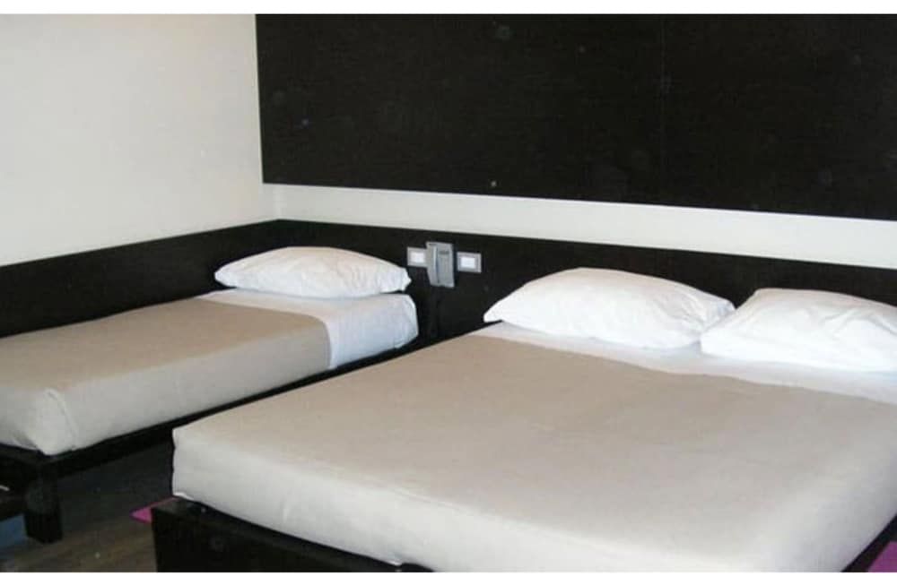 Basic Triple Room, 3 Twin Beds