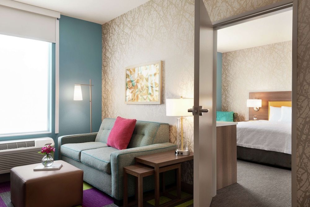 Suite, 1 Queen Bed, Accessible (Hearing)