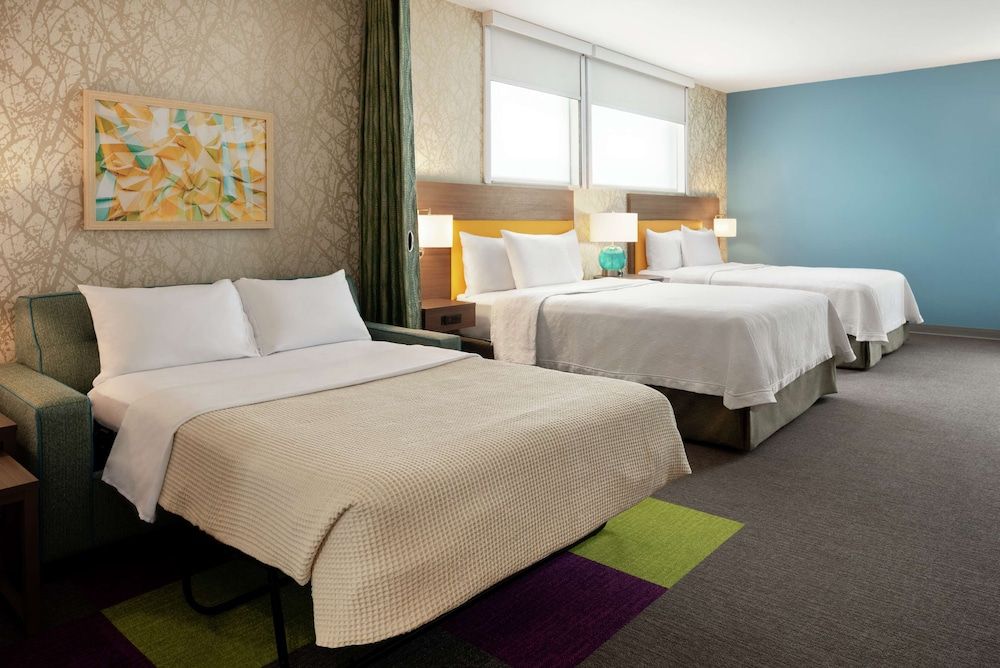 Studio, 2 Queen Beds, Accessible, Bathtub