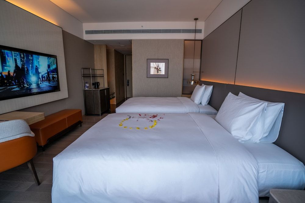 Twin Guest Room City View