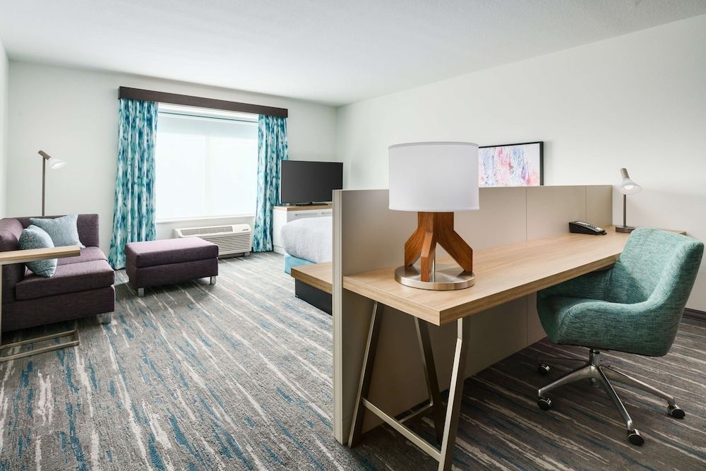 Deluxe Room, 1 King Bed