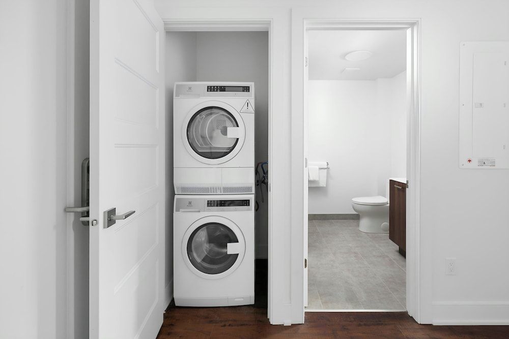 undefined Sonder by Marriott Bonvoy Gare Saint Denis Apartments Downtown 10