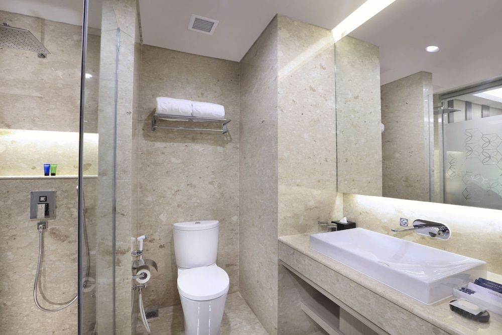 Aston Kartika Grogol Hotel & Conference Center Deluxe Premier Twin 4