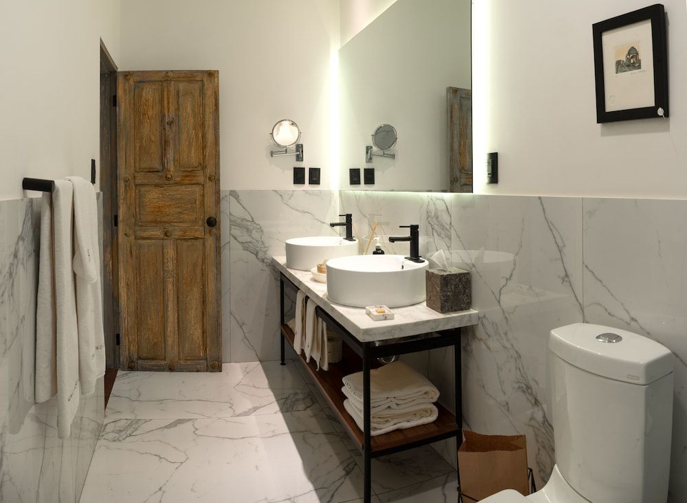 Orchid House Mexico City Deluxe Room, 1 King Bed 22