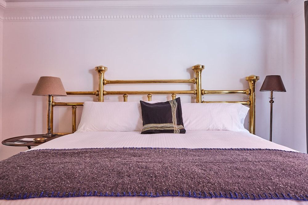 Orchid House Mexico City Deluxe Room, 1 King Bed 6