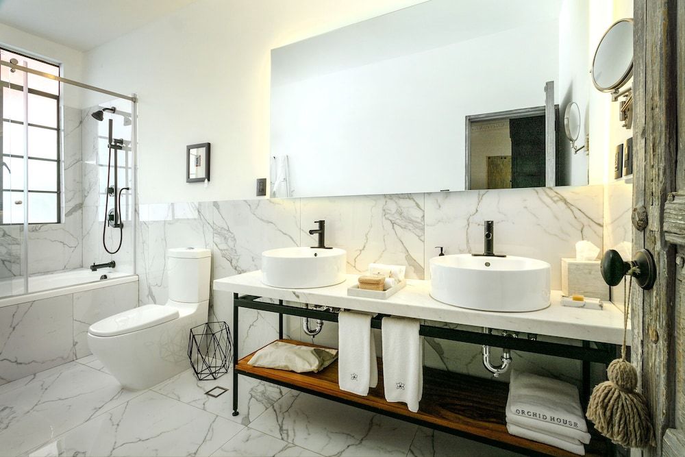 Orchid House Mexico City Deluxe Room, 1 King Bed 27