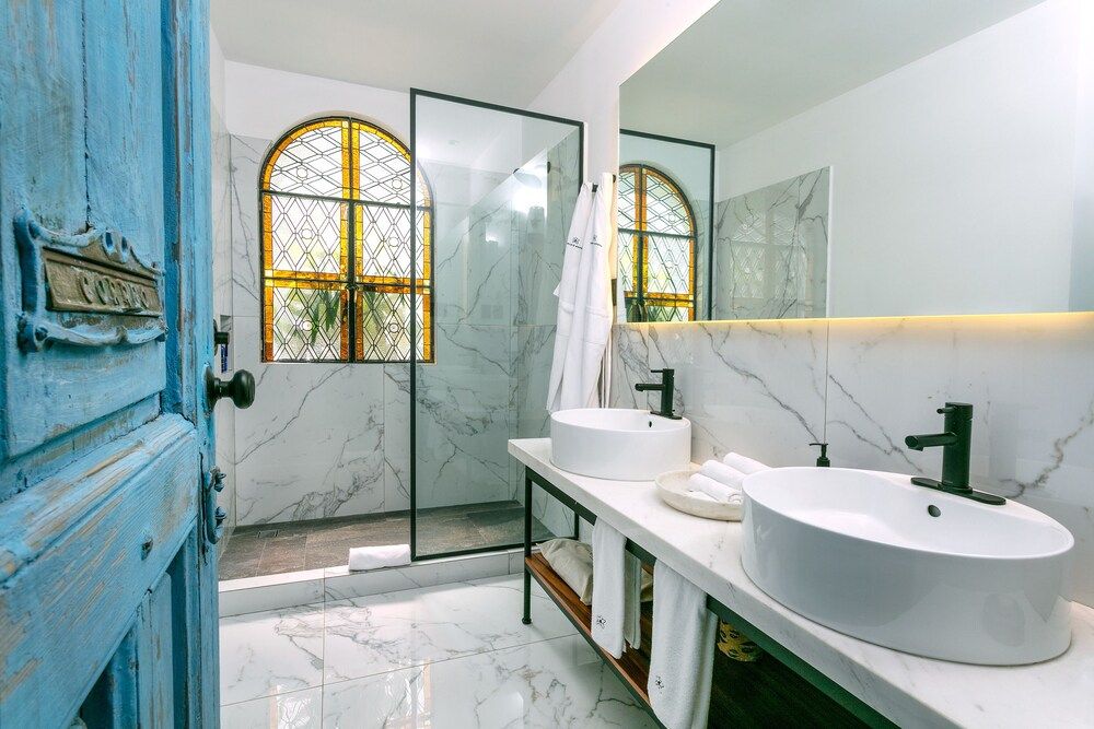 Orchid House Mexico City Deluxe Room, 1 King Bed 24