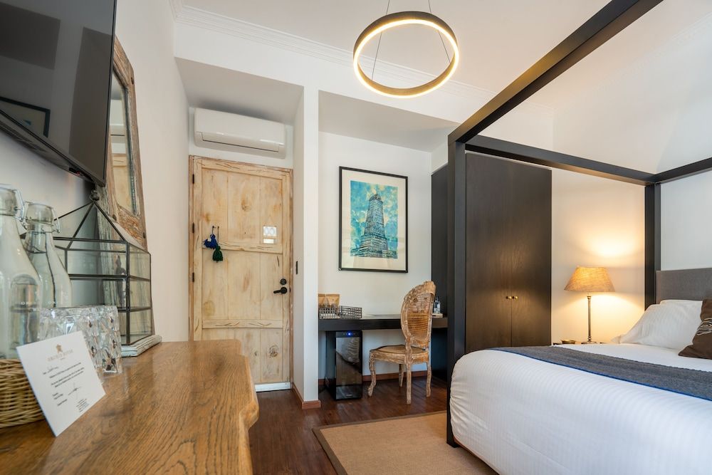 Orchid House Mexico City Deluxe Room, 1 King Bed 32