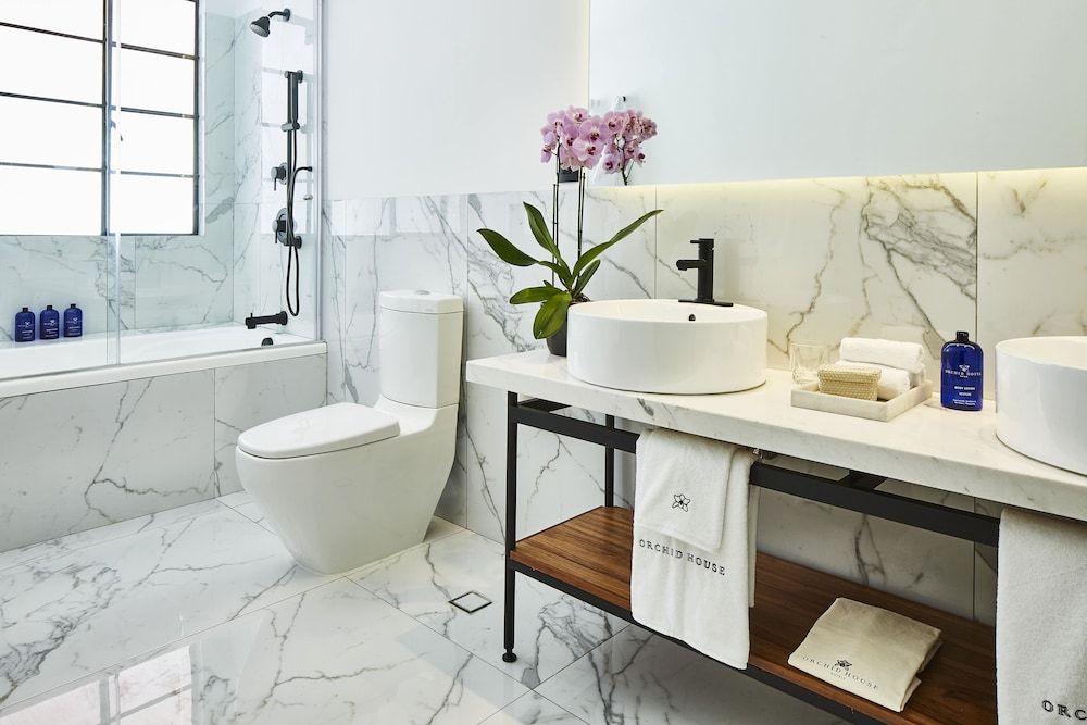 Orchid House Mexico City Deluxe Room, 1 King Bed 25