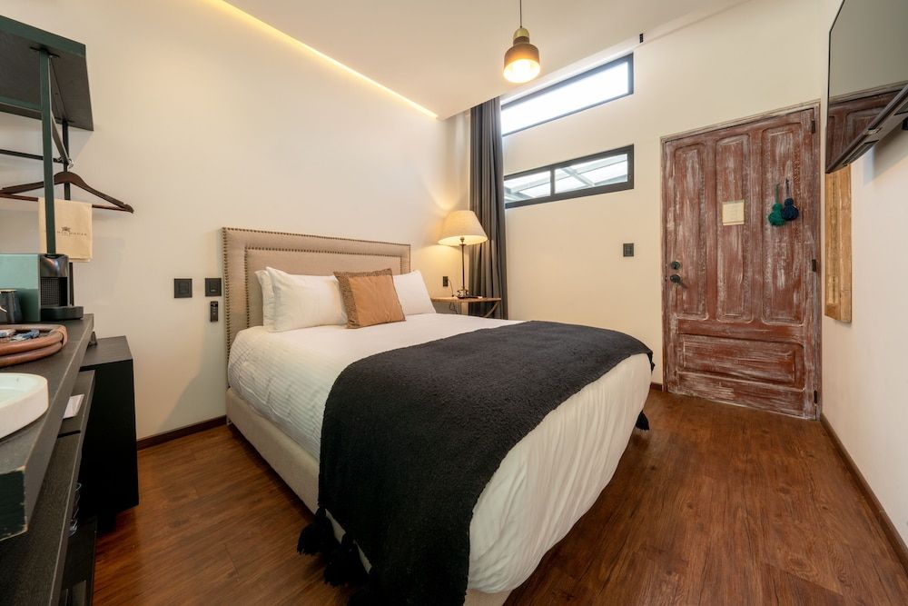 Orchid House Polanco Standard Room, 1 Queen Bed 60