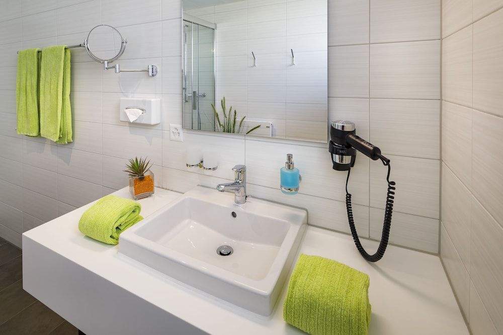 Hotel Jardin Standard Room 4