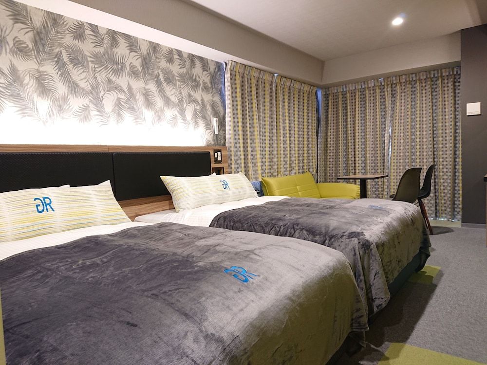 Twin Room, 2 Semi-Double Beds, Smoking (B)
