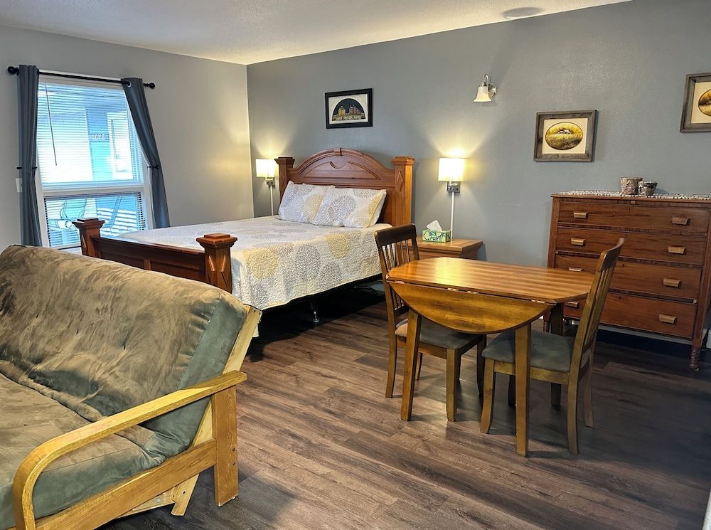 Pelican Motel Family Suite 2