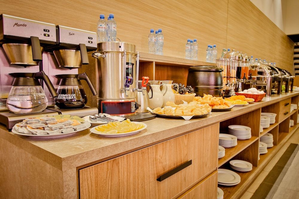 undefined Ameri Plaza Hotel 10