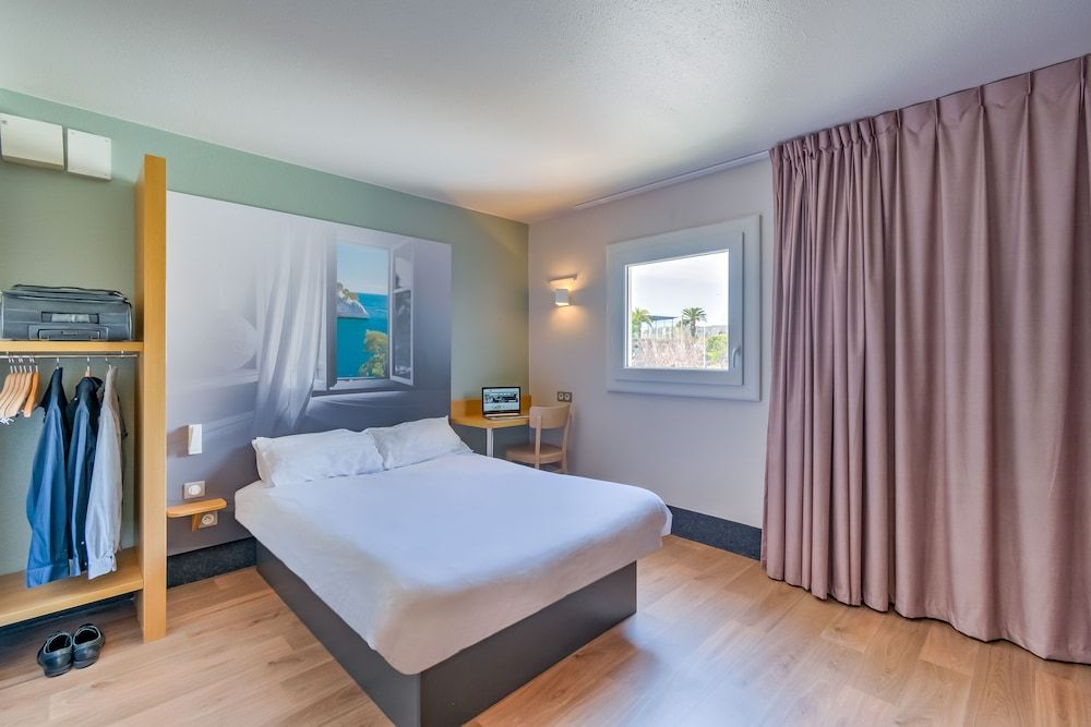 undefined B&B HOTEL Marseille La Valentine