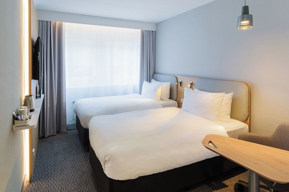 Holiday Inn Express Dresden Zentrum by IHG Standard Room, 2 Twin Beds 2