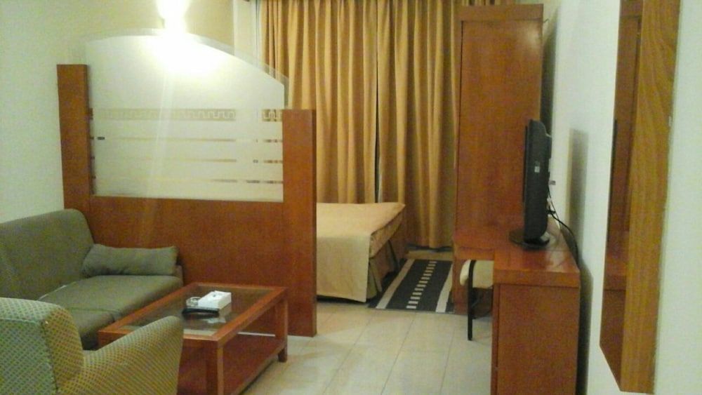 Al Raien Hotel Apartment Deluxe Double Room 9
