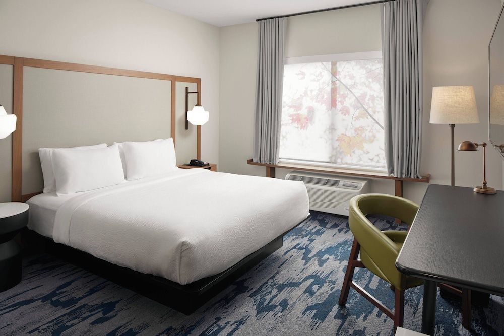 Suite, 1 King Bed