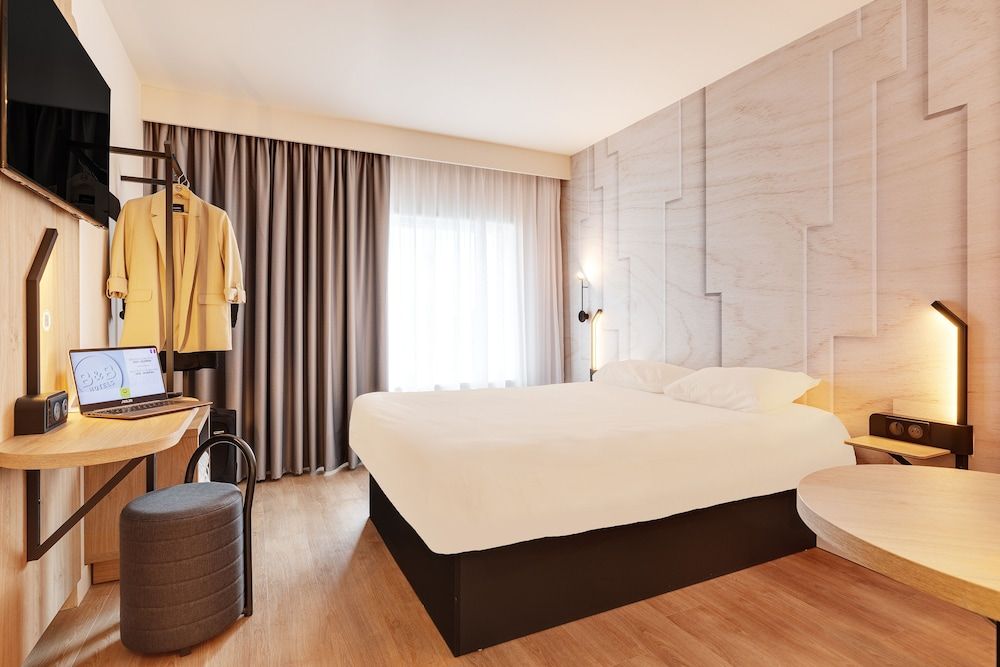 B&B HOTEL Lille Lillenium Eurasanté Double Room, Mobility Accessible, Non Smoking