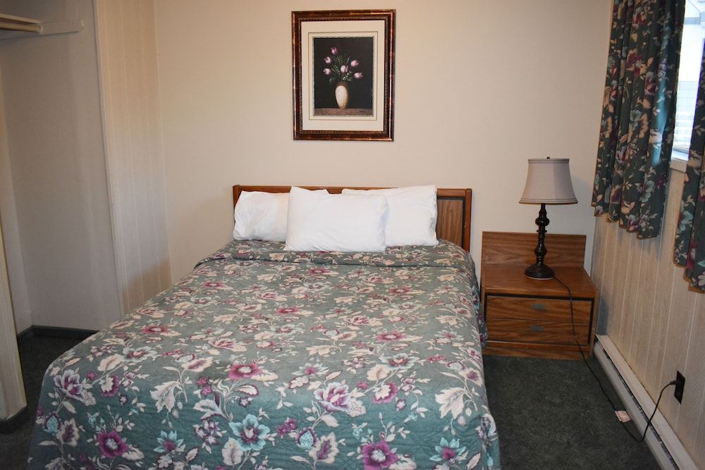 Hope Inn and Suites Standard Room, 1 Queen Bed 3