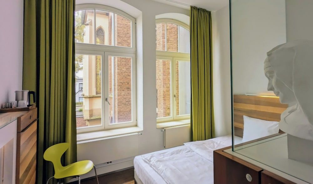 undefined Hopper Hotel St. Josef 4