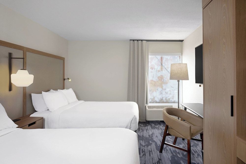 Room, 2 Queen Beds, Non Smoking (Hearing Accessible)