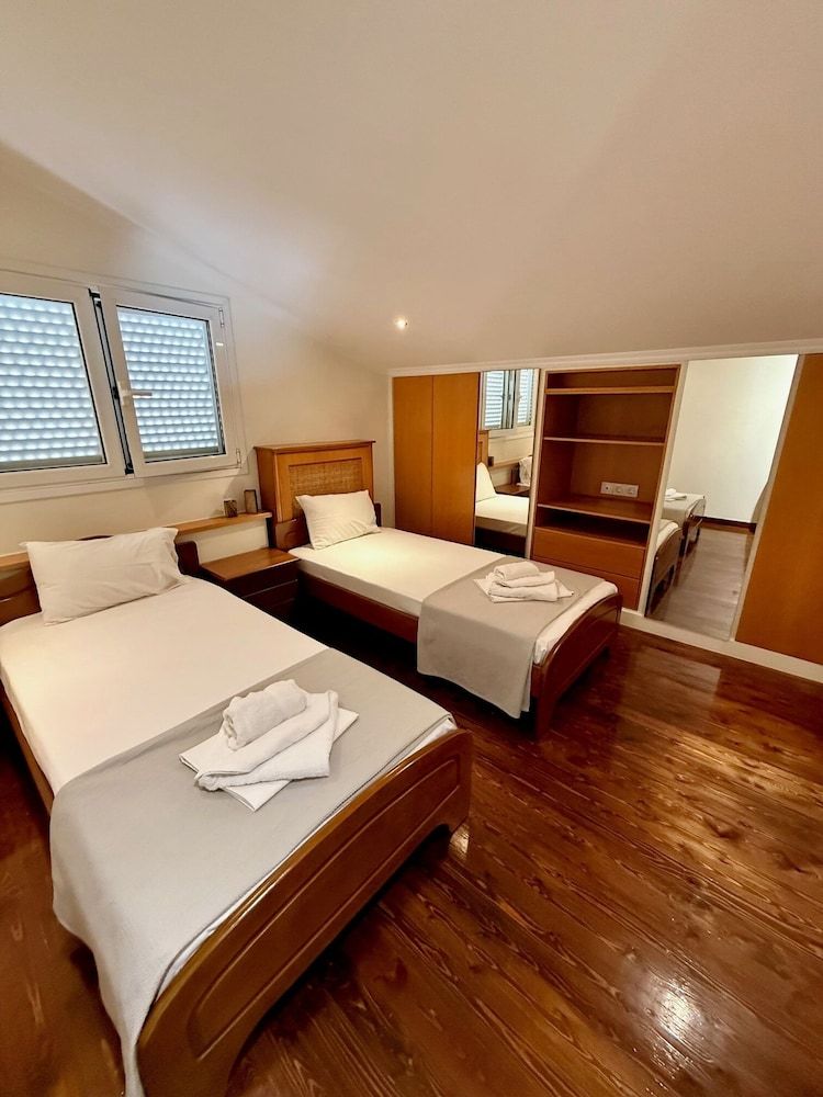 Deluxe Villa