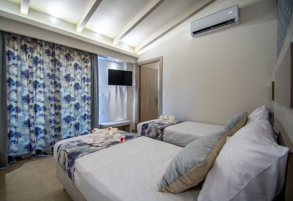 Family Suite (Queen Suite)