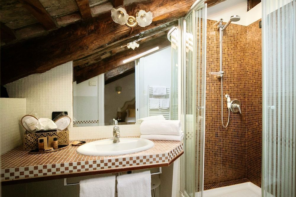 Ca' San Giorgio Relais & Suites Superior Room 11