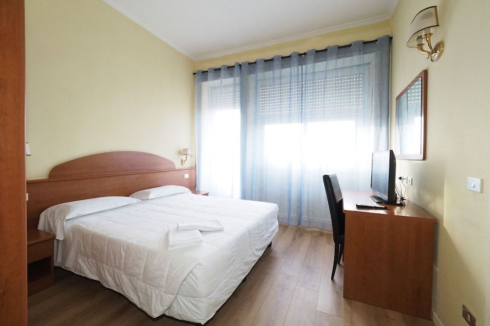 Hotel Laura Double Room 7