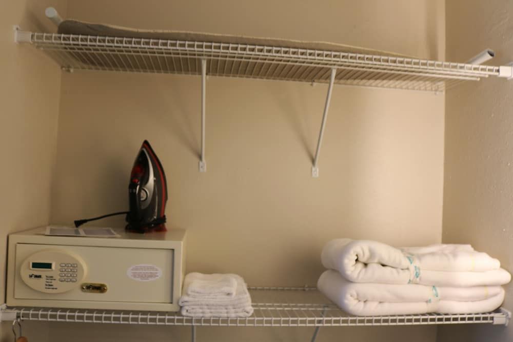 Magic Key (No Resort Fee) Standard Double Room, 2 Queen Beds, Non Smoking (2 Queen Beds-Non-Smoking 2nd Floor) 13