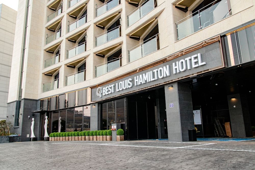 undefined Best Louis Hamilton Hotel Ocean Terrace 3