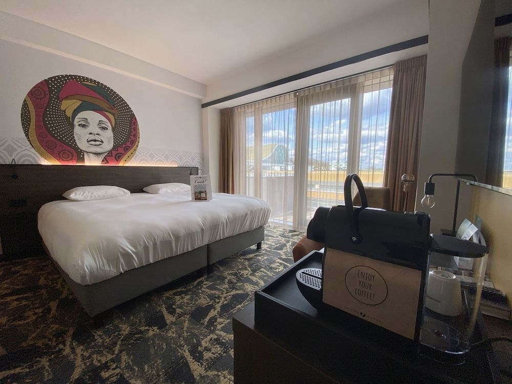 Fletcher Hotel Restaurant ByZoo Emmen Luxury Double Room 2