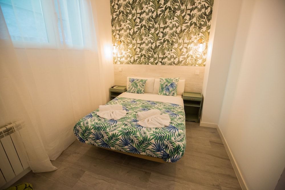 undefined Escala SUITES 5