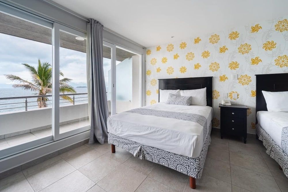 Hotel Costa Verde Executive Room, 2 Double Beds, Balcony, Ocean View 4