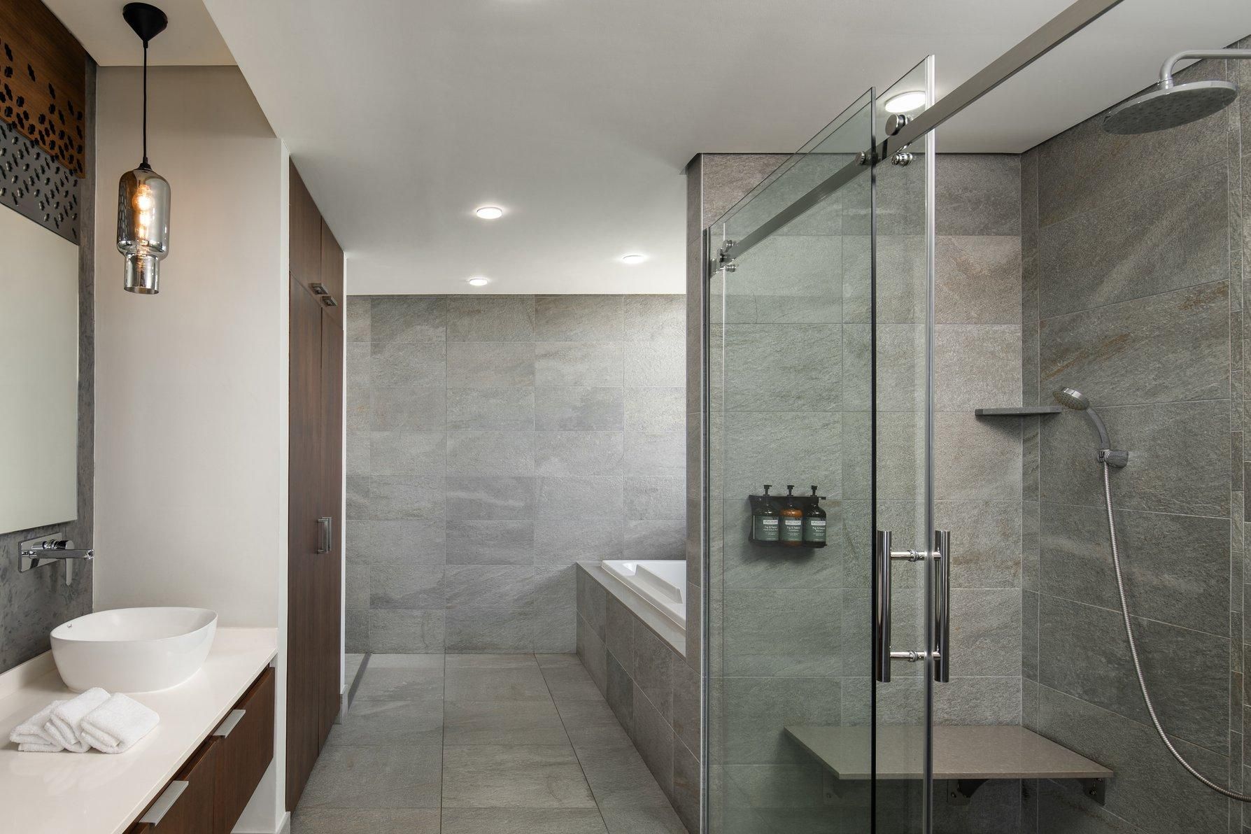 One Bedroom Suite City View