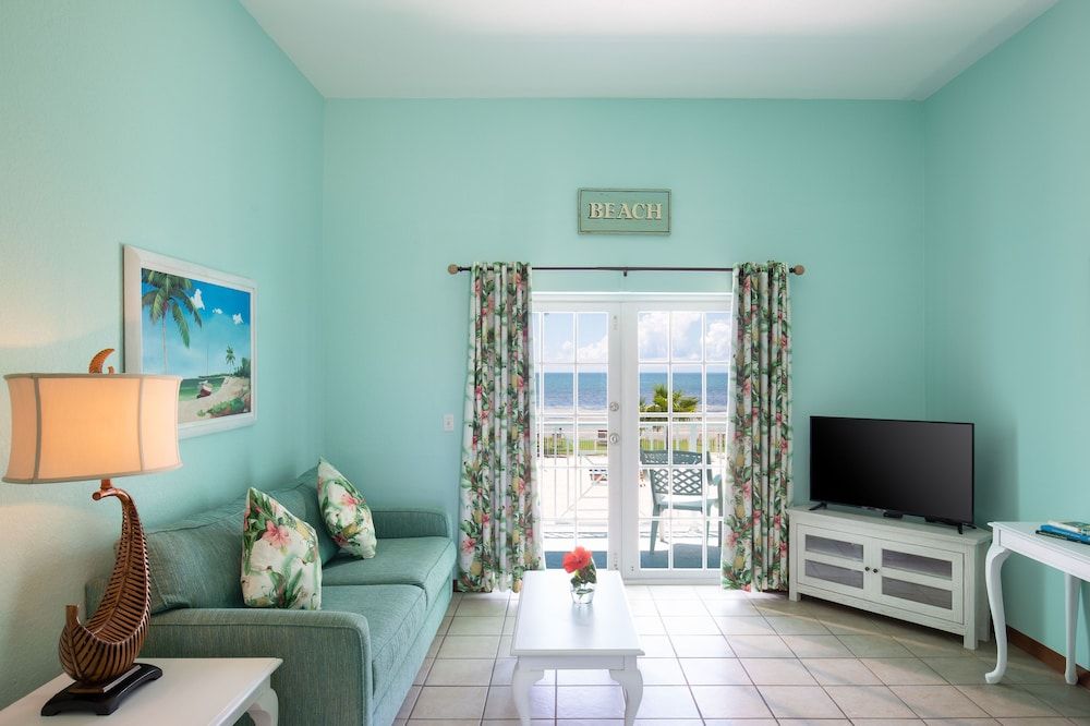Grassy Flats Resort & Beach Club Family Suite, 3 Bedrooms 7
