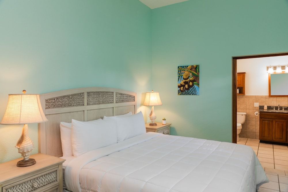 Grassy Flats Resort & Beach Club Family Suite, 2 Bedrooms, Accessible 2