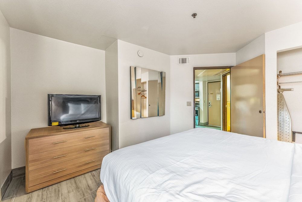 Metro Chandler Apartments Gallery Apartment, 1 Bedroom 5