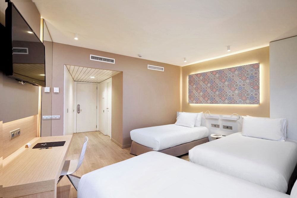 Triple Room (3 Beds)