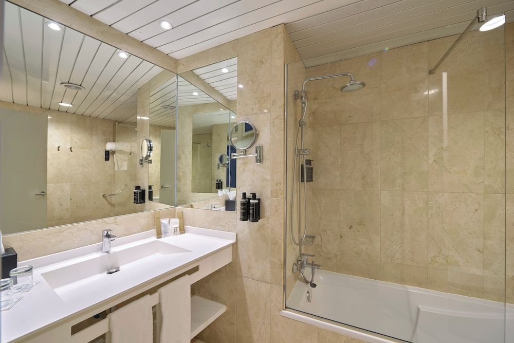 Eurostars Don Cándido Family Room (2 Pax) 5