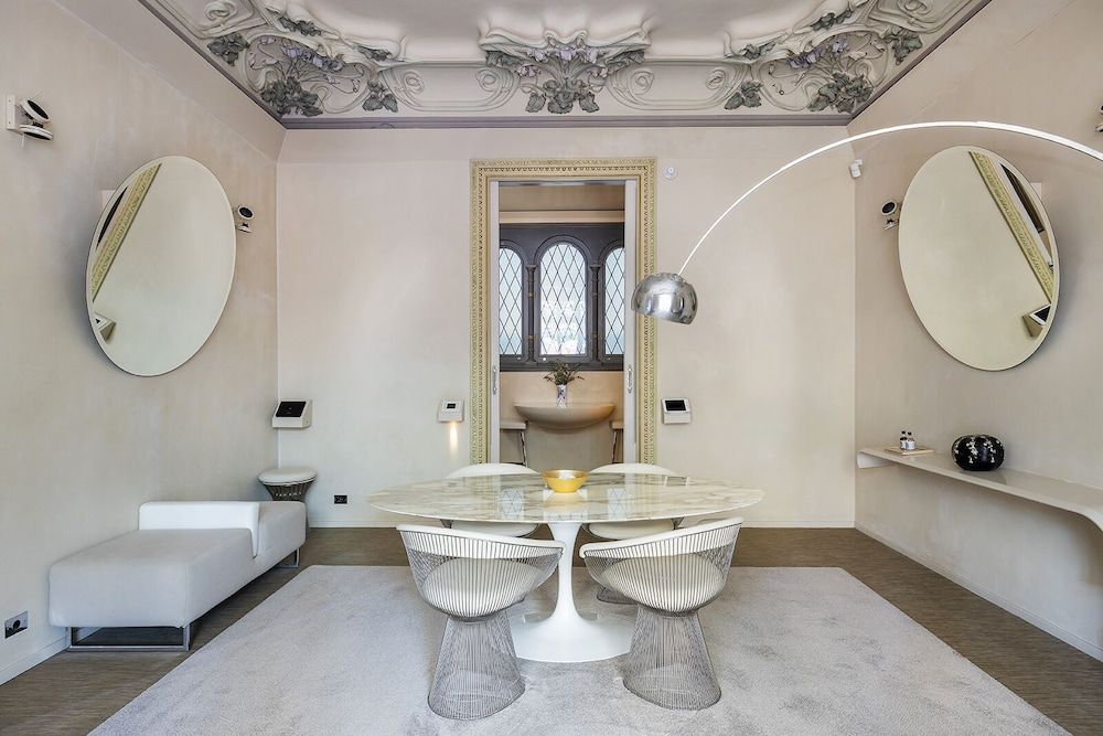 undefined El Palauet Modernist Suites Barcelona 10