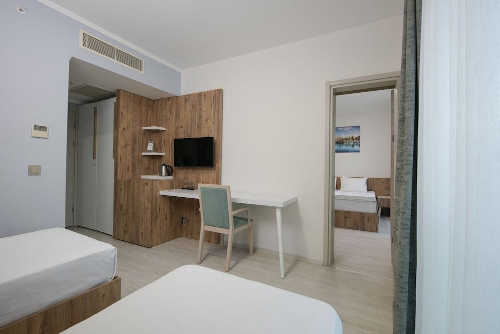 undefined CitrusHotels 3