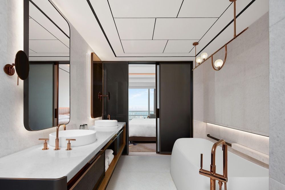 Dynasty Suite, 1 King Beds, Executive Lounge Access