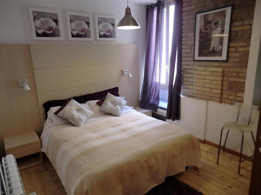 Caesar's Rooms Standard Double Room 3