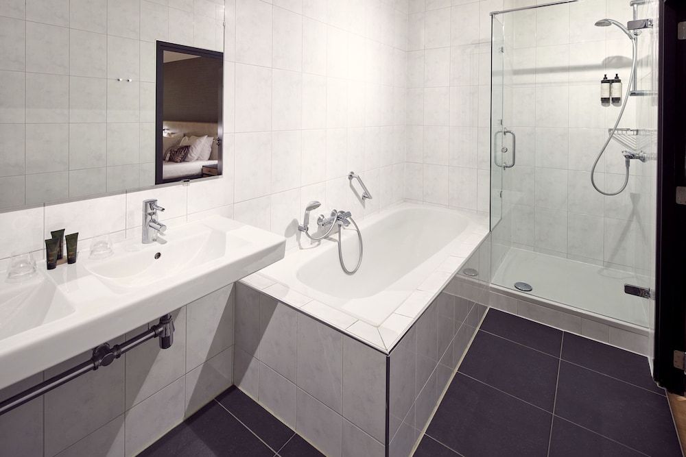 Van der Valk Hotel Arnhem Family Room 6