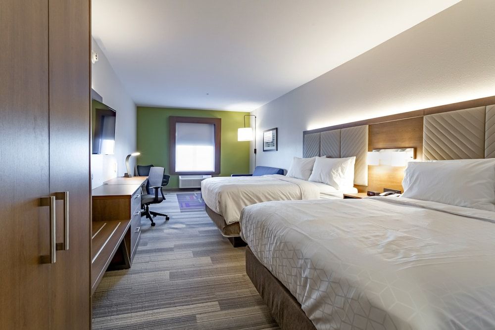 Suite, 2 Queen Beds